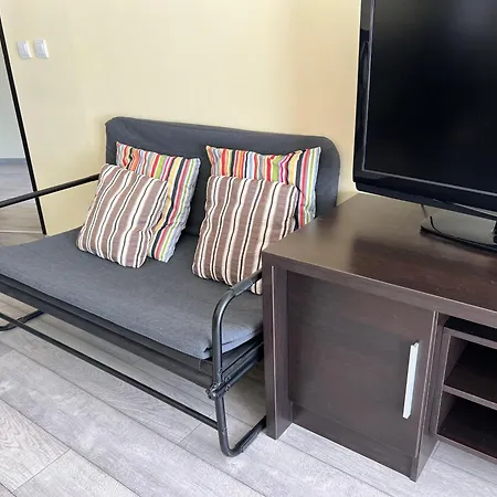 With Terrace In Complex * بورغاس