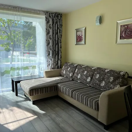 With Terrace In Complex شقة *