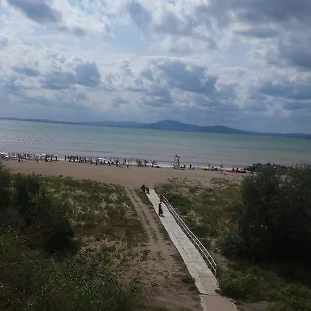 With Terrace In Complex Apartmán