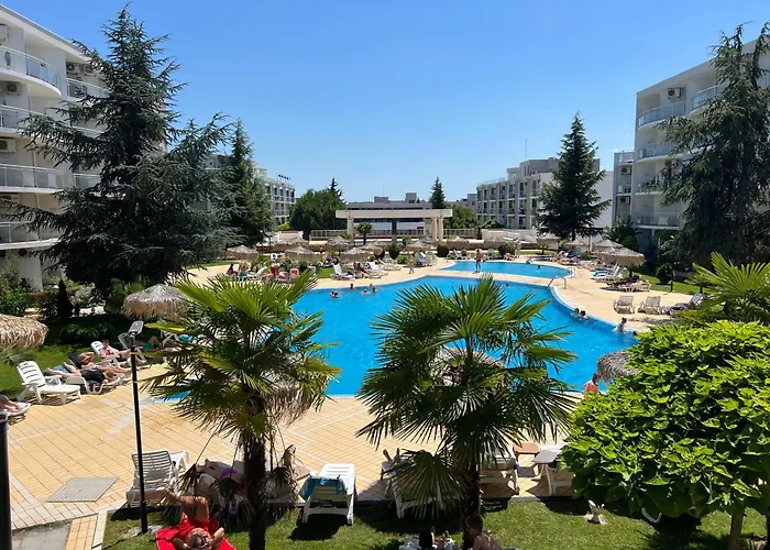 Apartament With Terrace In Complex Burgas