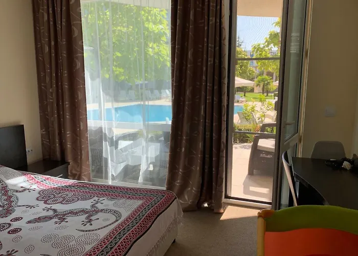 Apartament With Terrace In Complex Burgas