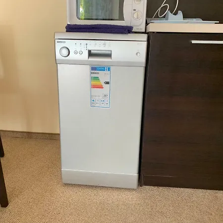 Lejlighed With Terrace In Complex